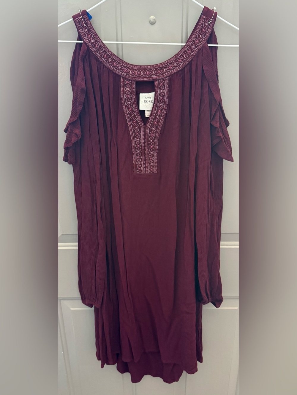 Knox Rose Embroidered V-Neck Boho Top - Burgundy